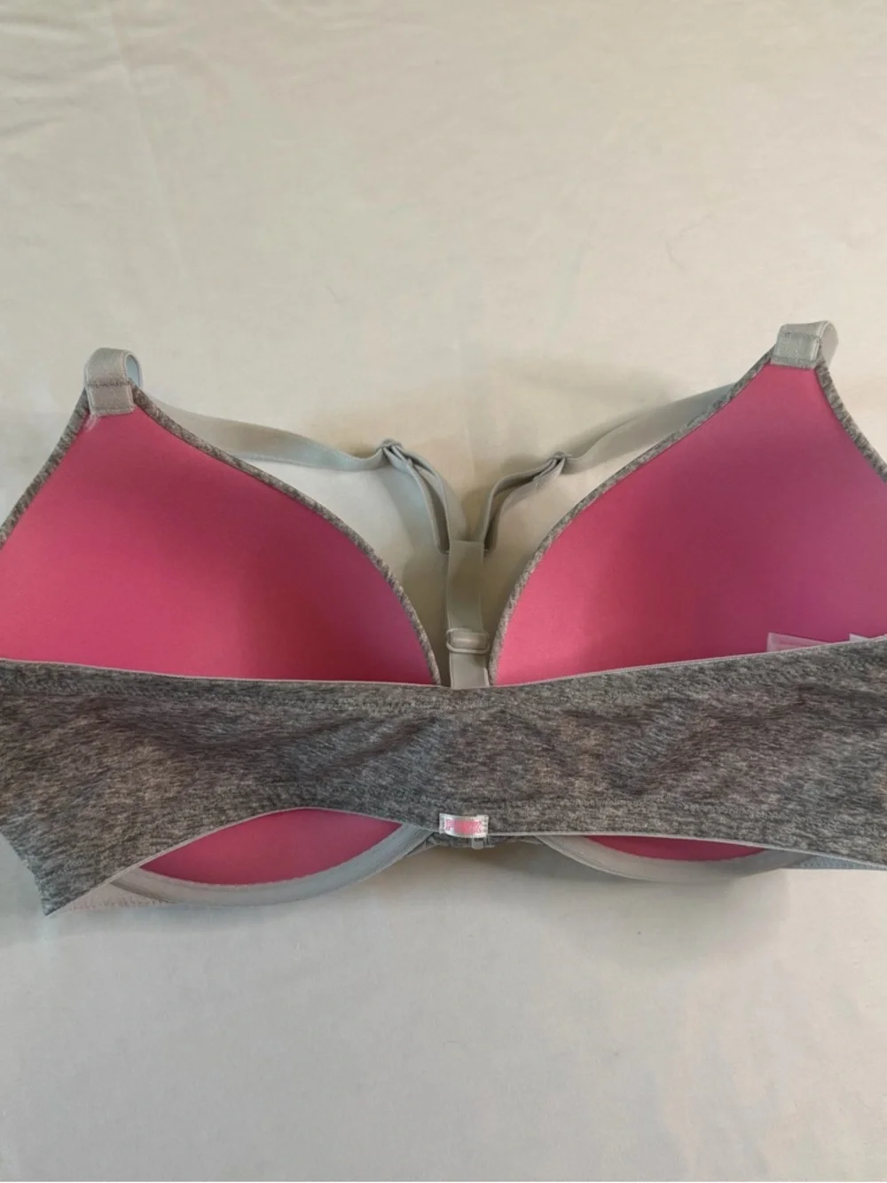 Victoria’s Secret PINK Wear Everywhere Push-Up Bra‎ Gray 36DD Racerback